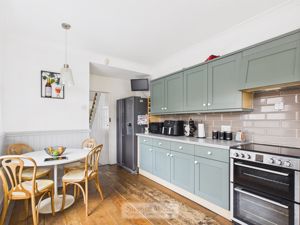 Photo 9- click for photo gallery